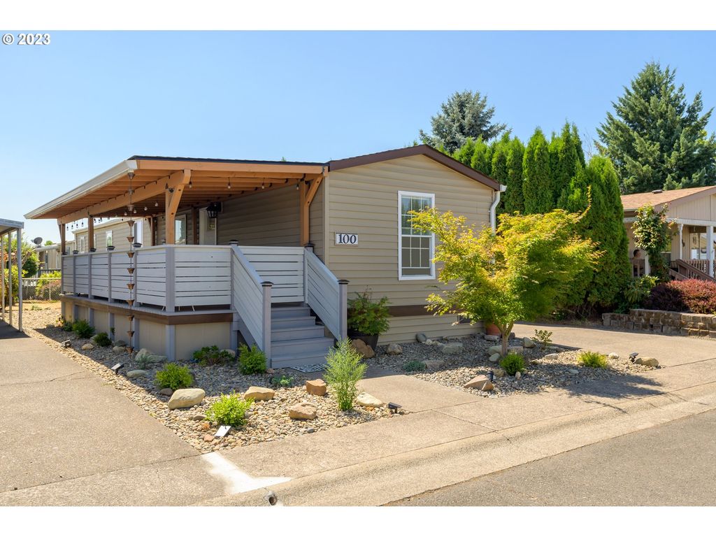 1699 N TERRY St 100, Eugene, OR 97402