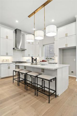 4024 Blossom Street, Houston, TX 77007