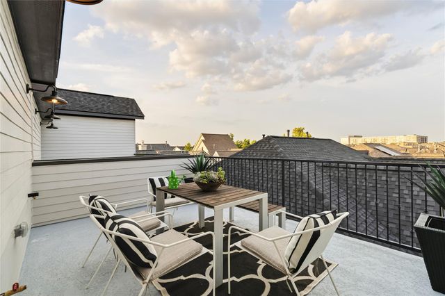 4024 Blossom Street, Houston, TX 77007