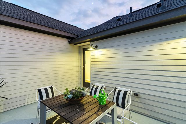 4024 Blossom Street, Houston, TX 77007