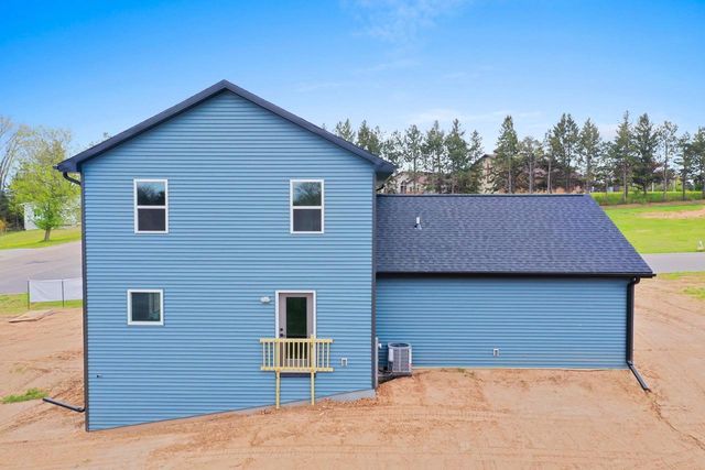 1801 SOUTHLAND LANE, New London, WI 54961