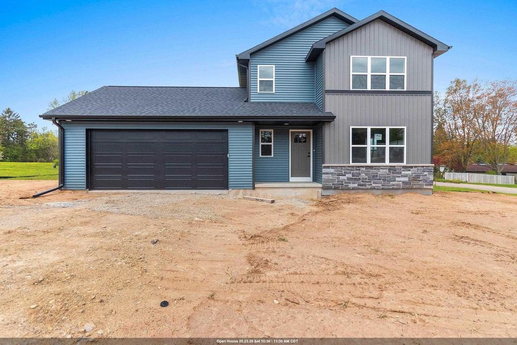 1801 SOUTHLAND LANE, New London, WI 54961
