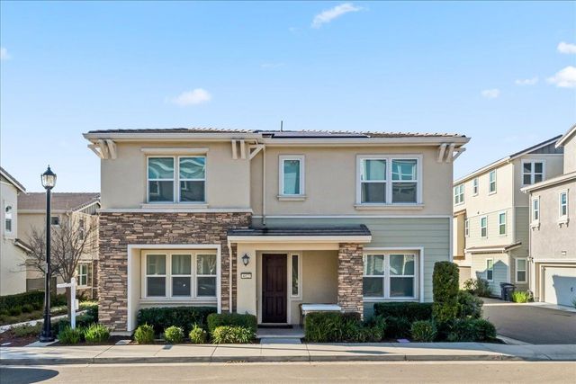 4022 Knightstown St, Dublin, CA 94568