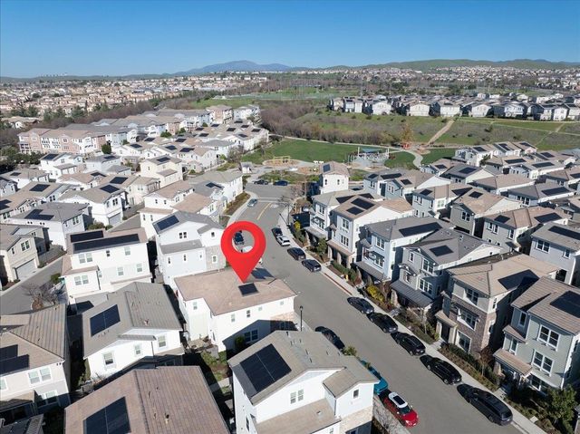 4022 Knightstown St, Dublin, CA 94568