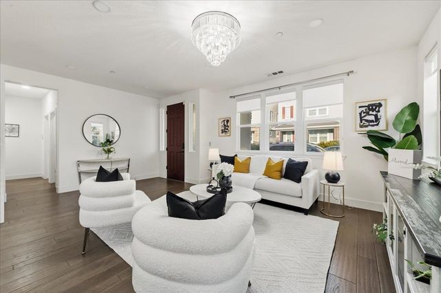 4022 Knightstown St, Dublin, CA 94568