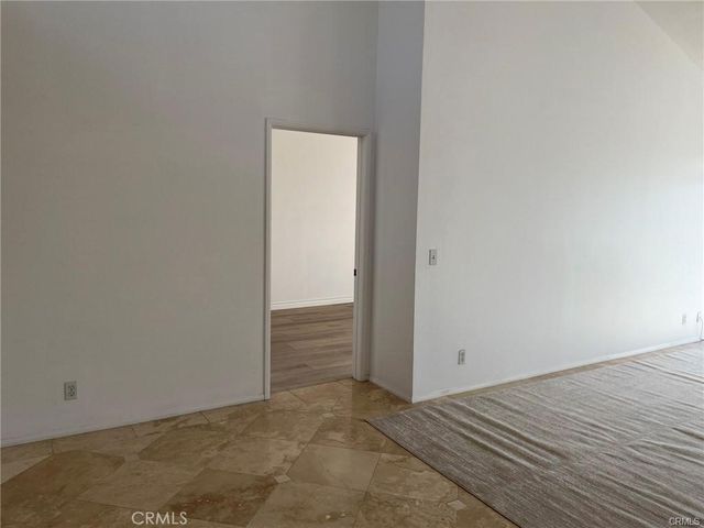 210 LILLE LANE 310, Newport Beach, CA 92663