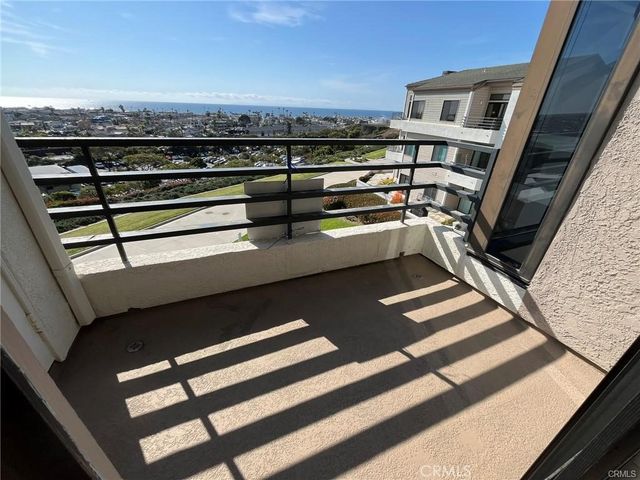 210 LILLE LANE 310, Newport Beach, CA 92663