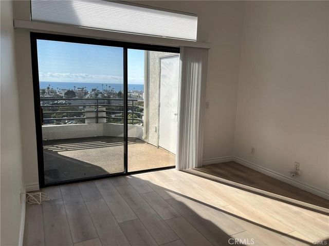210 LILLE LANE 310, Newport Beach, CA 92663