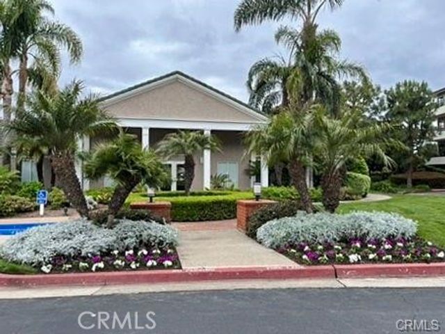 210 LILLE LANE 310, Newport Beach, CA 92663