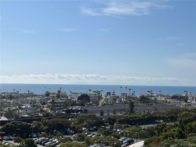 210 LILLE LANE 310, Newport Beach, CA 92663