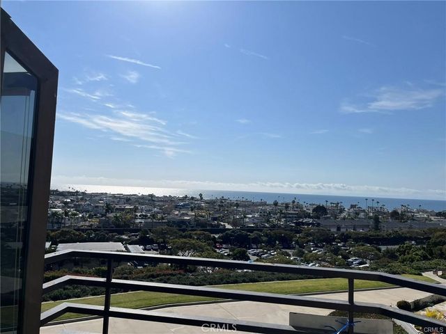 210 LILLE LANE 310, Newport Beach, CA 92663