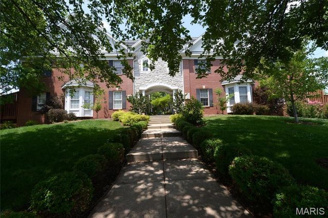 7709 Gannon Avenue, St Louis, MO 63130