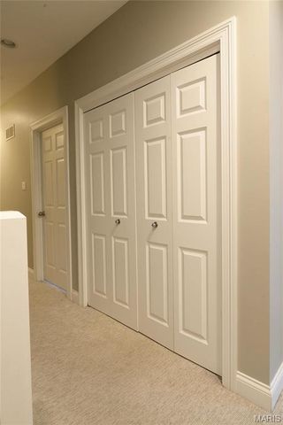 7709 Gannon Avenue, St Louis, MO 63130