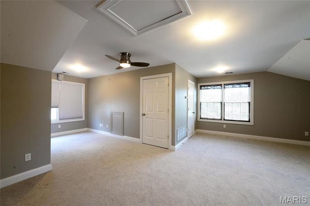 7709 Gannon Avenue, St Louis, MO 63130