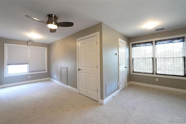 7709 Gannon Avenue, St Louis, MO 63130