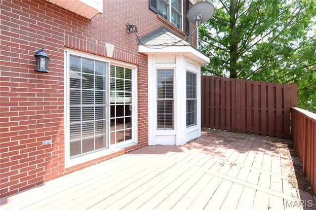 7709 Gannon Avenue, St Louis, MO 63130