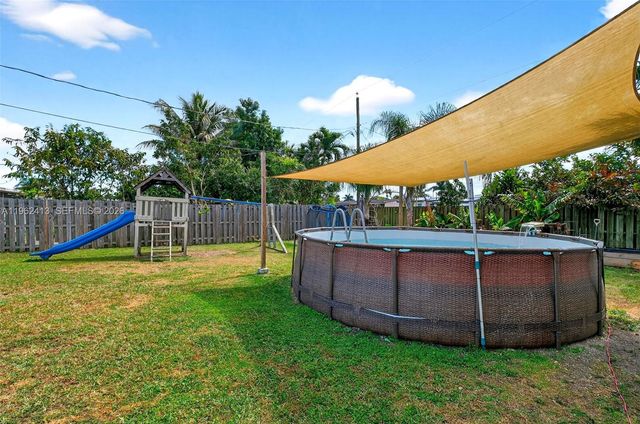 1630 NW 10th St, Homestead, FL 33030