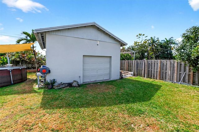 1630 NW 10th St, Homestead, FL 33030