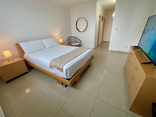 19390 Collins Ave 1405, Sunny Isles Beach, FL 33160