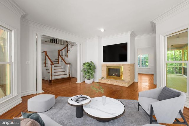 6800 WEEDON DR, Fredericksburg, VA 22407