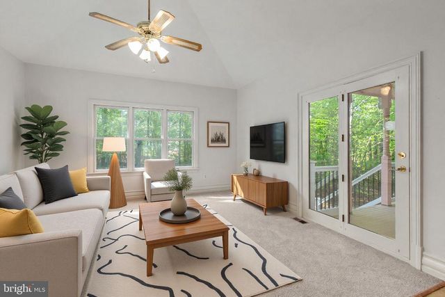 6800 WEEDON DR, Fredericksburg, VA 22407