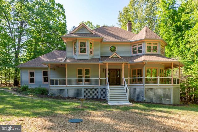 6800 WEEDON DR, Fredericksburg, VA 22407