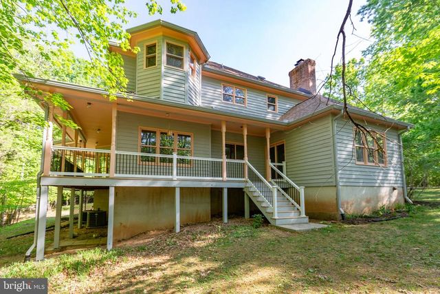 6800 WEEDON DR, Fredericksburg, VA 22407