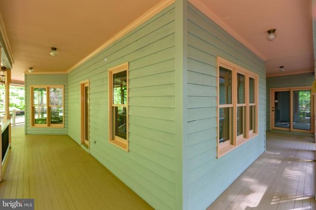 6800 WEEDON DR, Fredericksburg, VA 22407