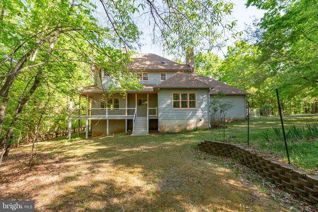 6800 WEEDON DR, Fredericksburg, VA 22407