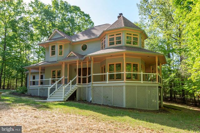 6800 WEEDON DR, Fredericksburg, VA 22407