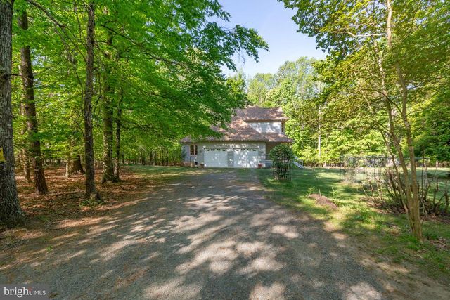 6800 WEEDON DR, Fredericksburg, VA 22407