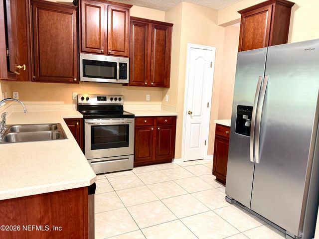 762 GINGER MILL Drive, St. Johns, FL 32259