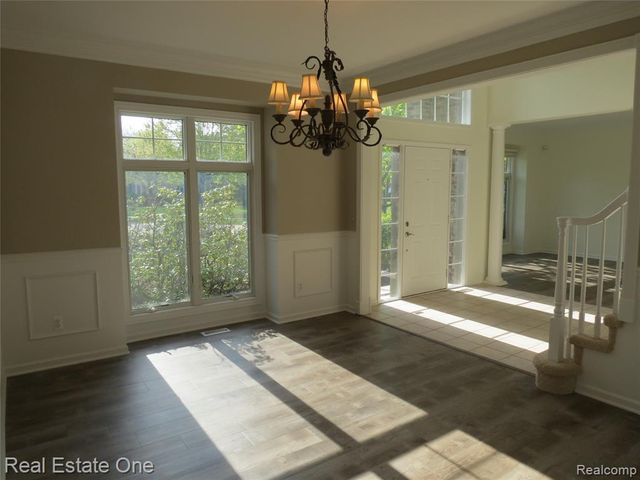45702 Balfour Court, Novi, MI 48377
