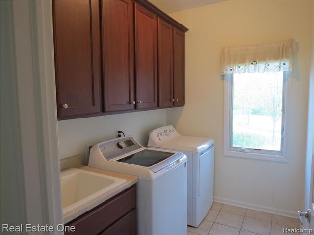 45702 Balfour Court, Novi, MI 48377
