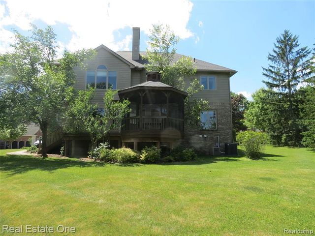 45702 Balfour Court, Novi, MI 48377
