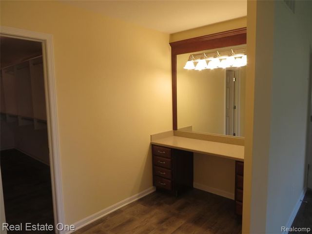 45702 Balfour Court, Novi, MI 48377