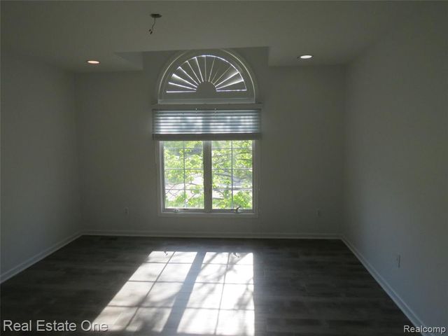 45702 Balfour Court, Novi, MI 48377