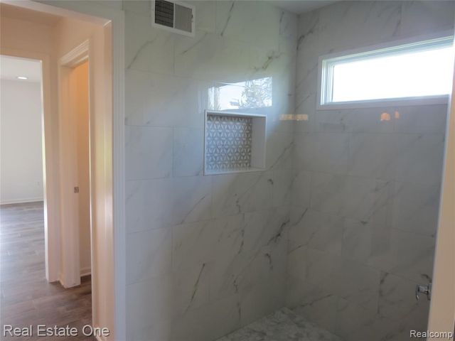 45702 Balfour Court, Novi, MI 48377