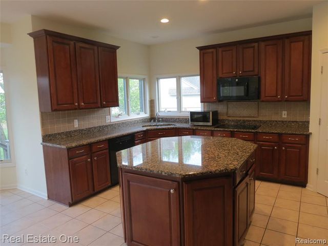 45702 Balfour Court, Novi, MI 48377