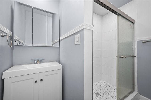 6619 S Maryland Avenue, Chicago, IL 60637