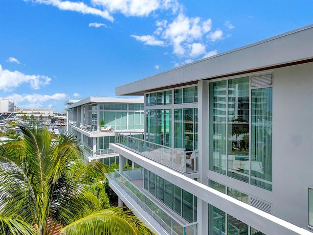 2321 SE 17th Street 401, Fort Lauderdale, FL 33316