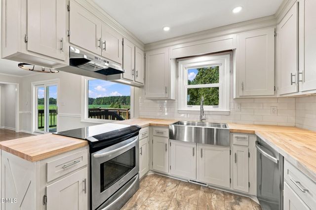952 Pony Farm Road, Clayton, NC 27520