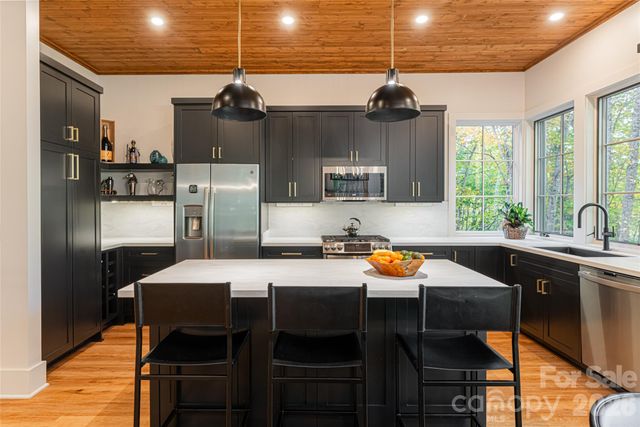 256 Haulback Way, Sylva, NC 28779