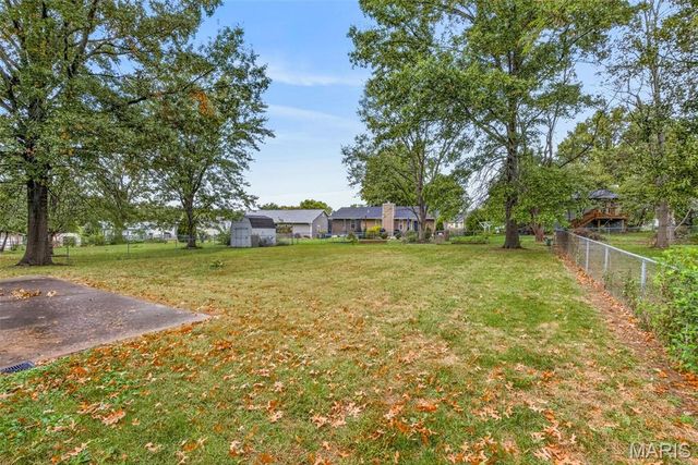 37 Royal Oaks Drive, O'fallon, MO 63366