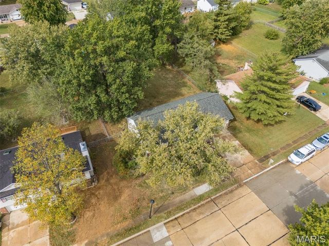37 Royal Oaks Drive, O'fallon, MO 63366