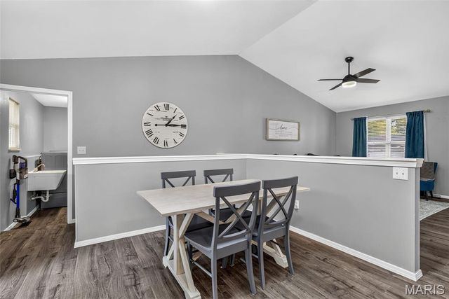 37 Royal Oaks Drive, O'fallon, MO 63366