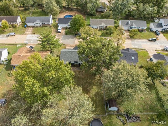 37 Royal Oaks Drive, O'fallon, MO 63366