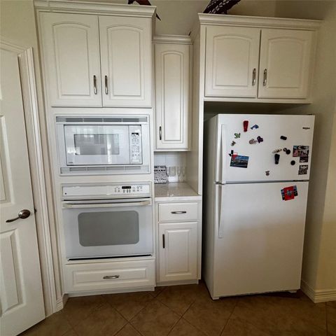 402 Bay Bridge Drive, Sugar Land, TX 77478