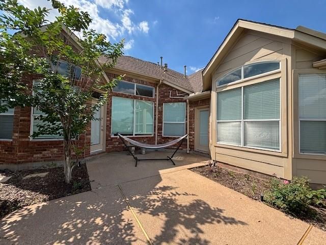 402 Bay Bridge Drive, Sugar Land, TX 77478