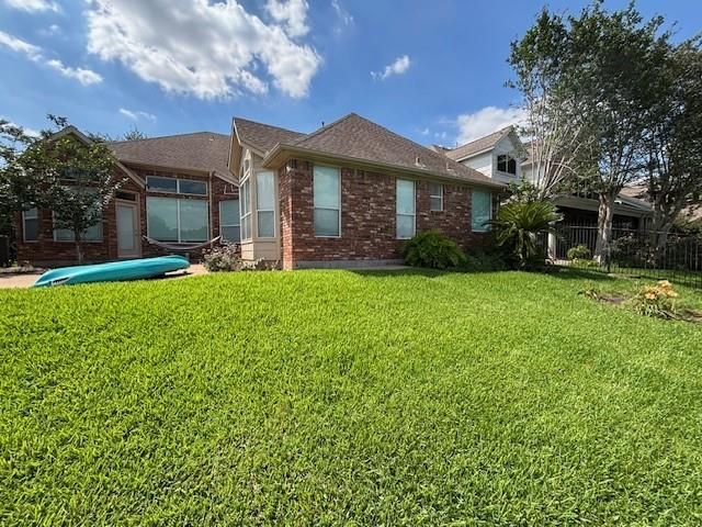 402 Bay Bridge Drive, Sugar Land, TX 77478